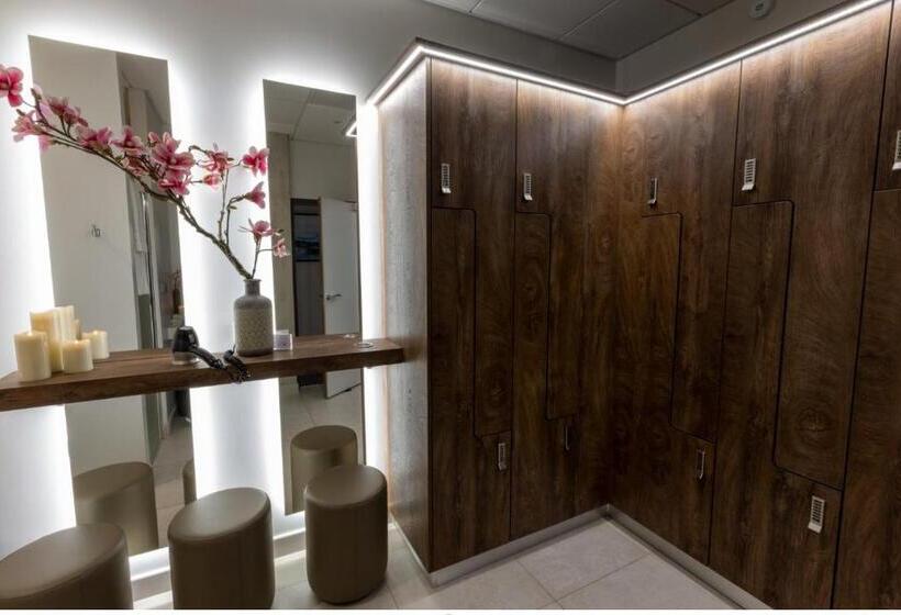 هتل Les Terrasses Du Port