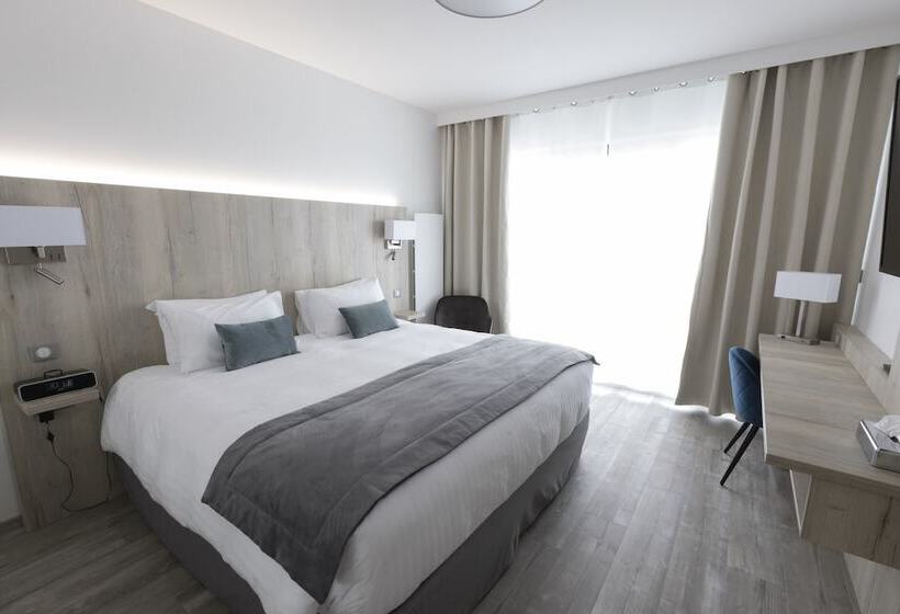 هتل Les Terrasses Du Port