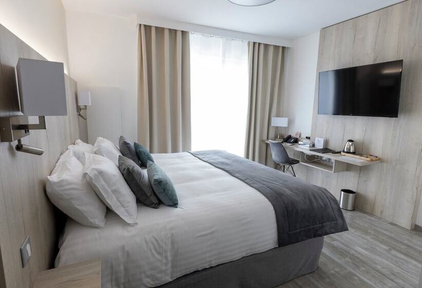 هتل Les Terrasses Du Port