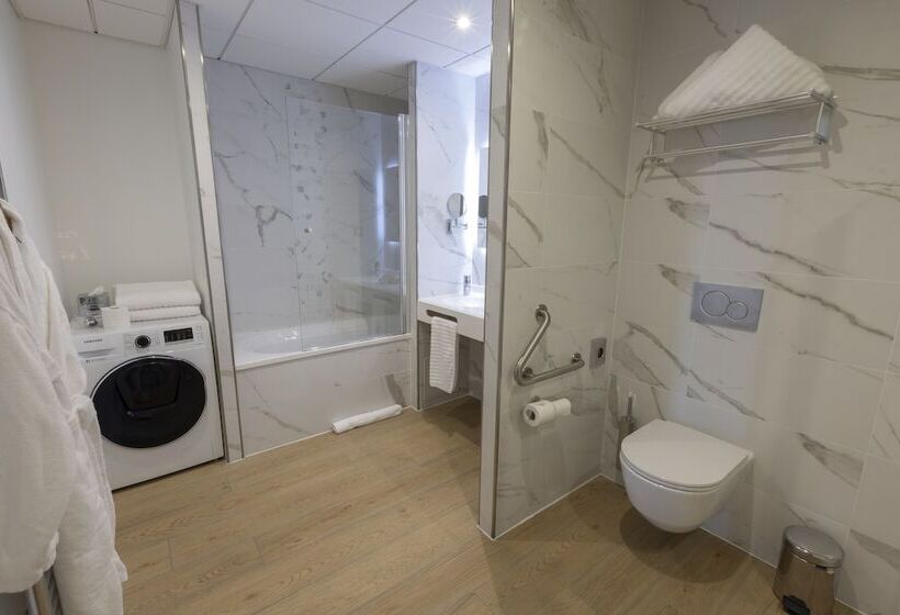 هتل Les Terrasses Du Port