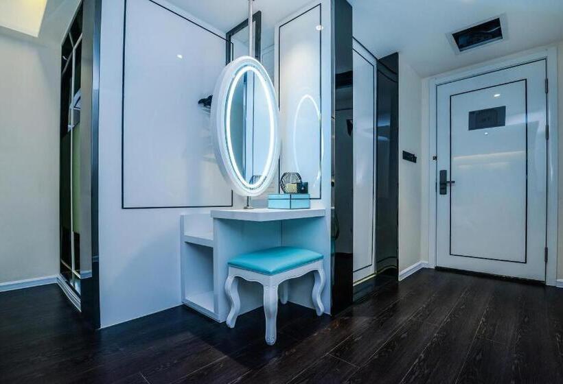 Hotelli Xana Lite Hefei Railway South Station