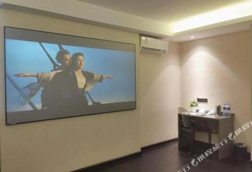 בית מלון כפרי Xana Lite Jiangmen Yingbin West