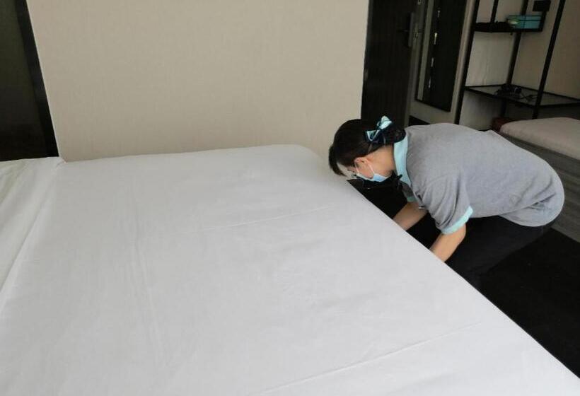 בית מלון כפרי Xana Lite Jiangmen Yingbin West