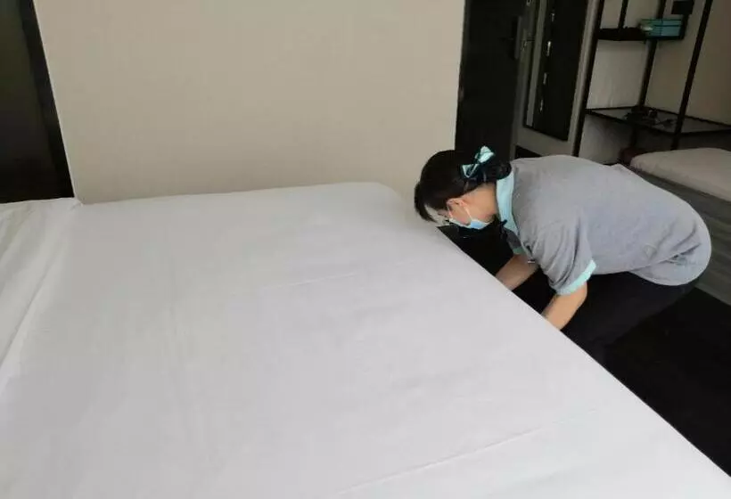 Hotelli Xana Lite Jiangmen Yingbin West