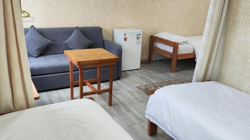 پانسیون Aura Relax