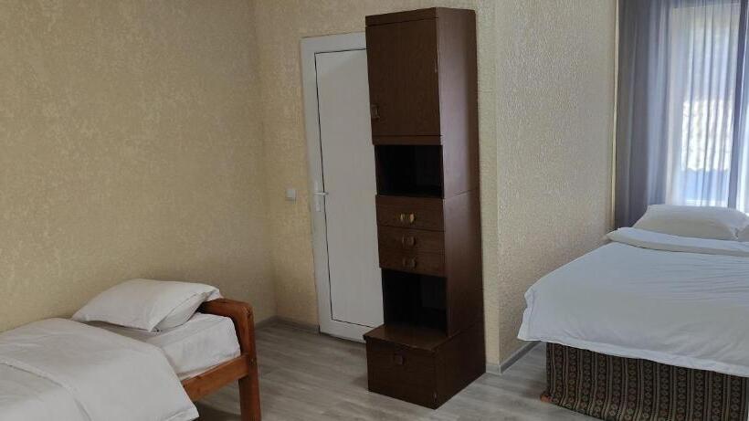 پانسیون Aura Relax