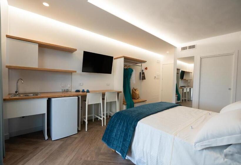 پانسیون Blumarea