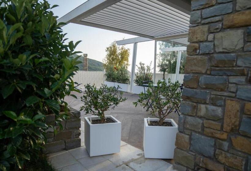 پانسیون Blumarea