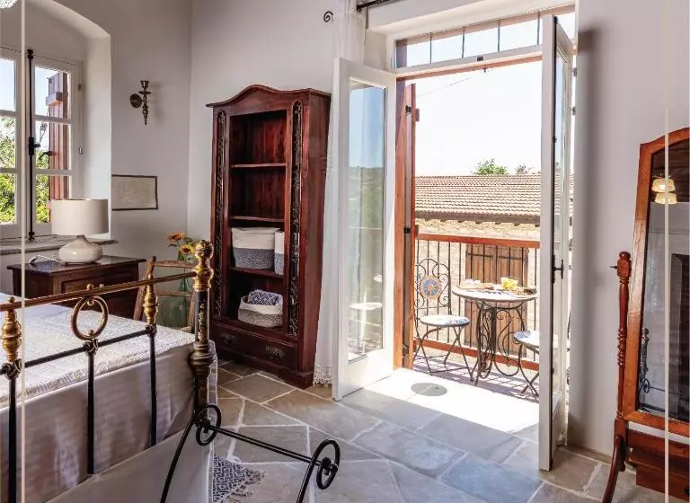 Majatalo Melissothea Stone Suites