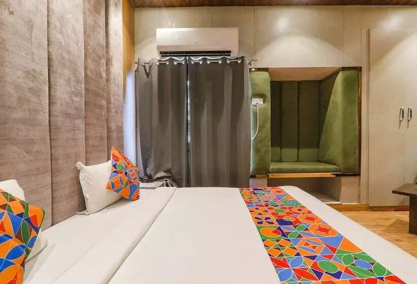 Hotelli Royal Palm Inn
