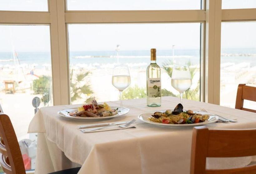 Отель Blue Paradise