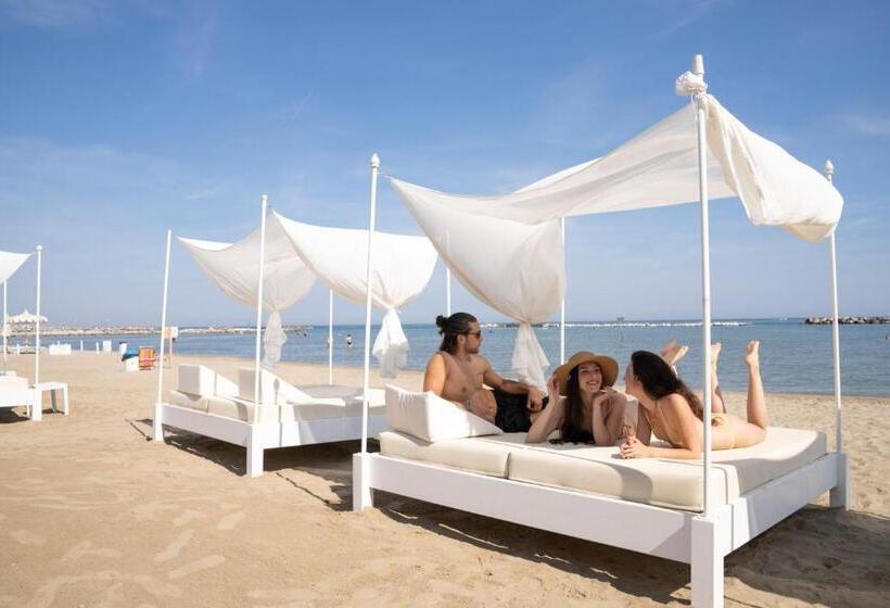 Отель Blue Paradise