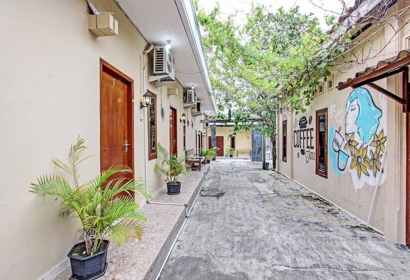 בית מלון כפרי Oyo Life 92184 Mr Brown Homestay