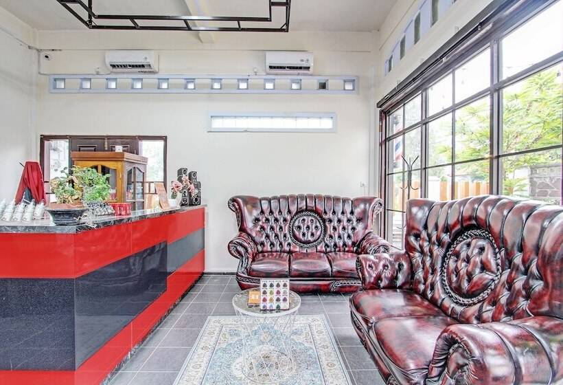 בית מלון כפרי Oyo Life 92184 Mr Brown Homestay