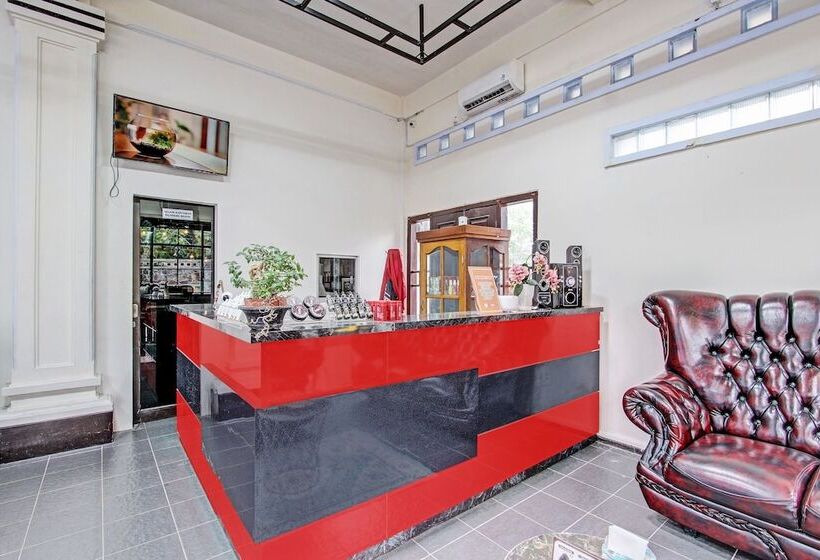 בית מלון כפרי Oyo Life 92184 Mr Brown Homestay