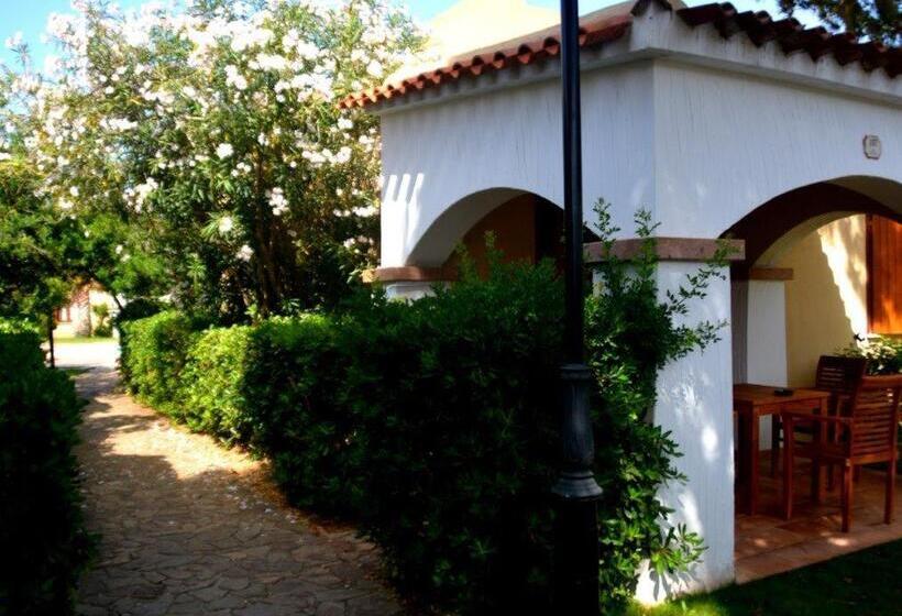 酒店 Porto Pino Club