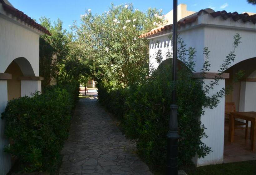 酒店 Porto Pino Club