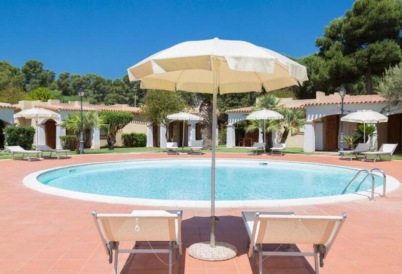 酒店 Porto Pino Club