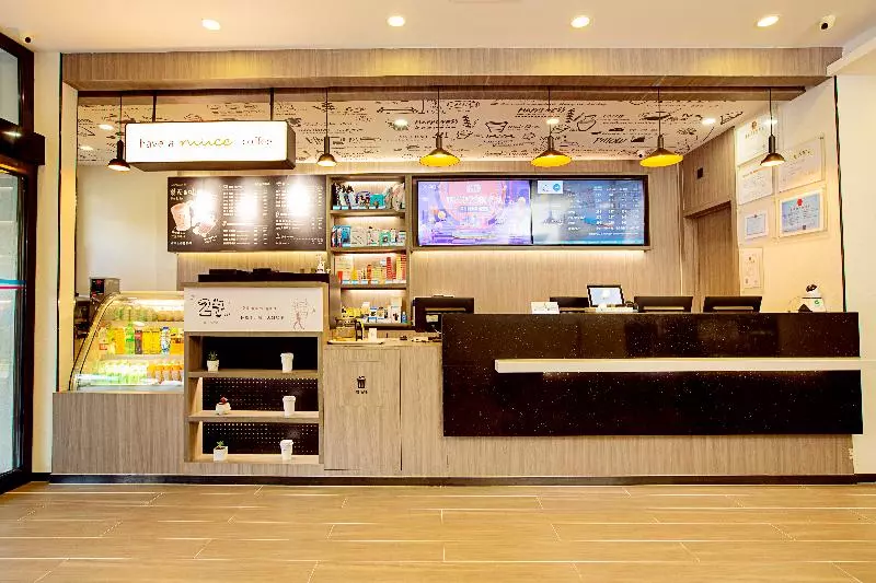 Hotelli Hanting Zhengzhou Lvcheng Plaza