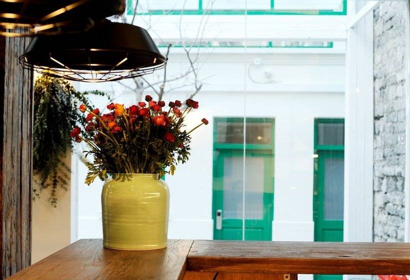 Peking Station Youth Hostel