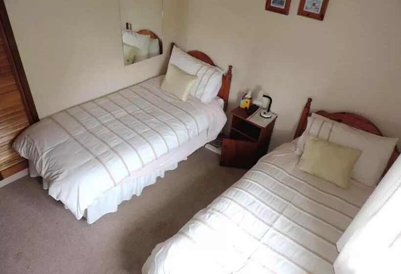 Kajon House B&b