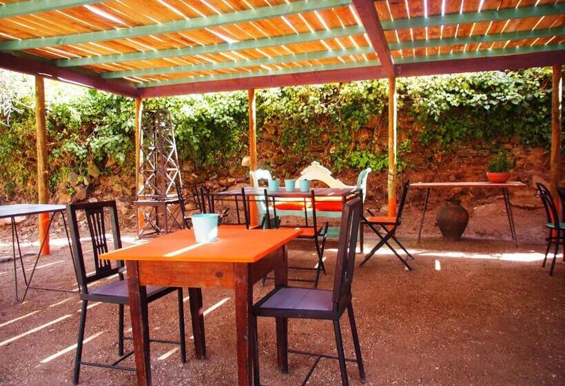 پانسیون Convento Senhora Da Vitória