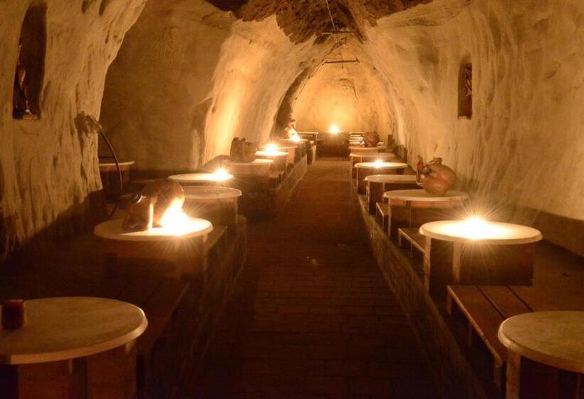 פנסיון Penzion Sklep Sv. Urbana