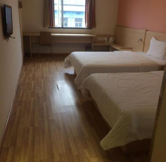 בית מלון כפרי 7days Inn Nanchang Tengwange Yuzhang Road