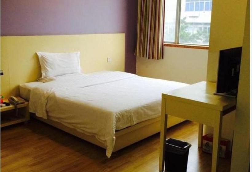 בית מלון כפרי 7 Days Inn Huaqiangbei Subway Station