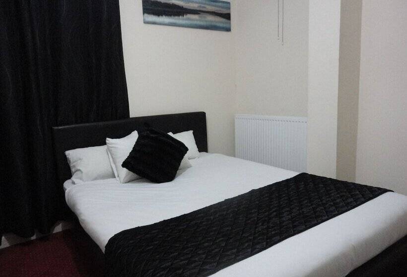 City View Hotel   Roman Road Market