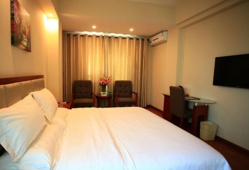 Hotell Greentree Inn Sanya Heping Street Lover Bridge Express