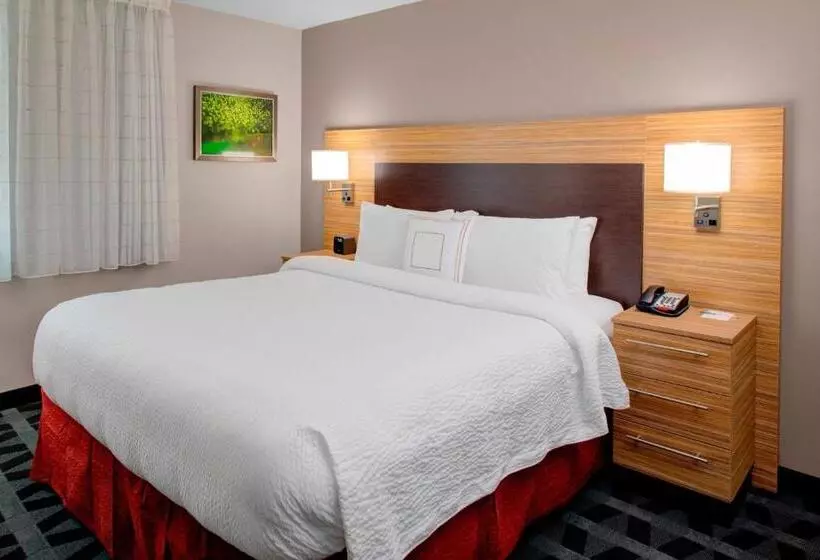 ホテル Towneplace Suites By Marriott Parkersburg
