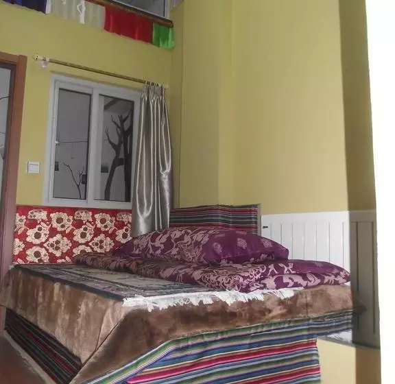 Qinghai Travel International Youth Hostel