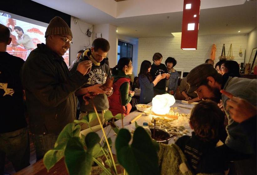 Shanghai Rock & Wood International Youth Hostel