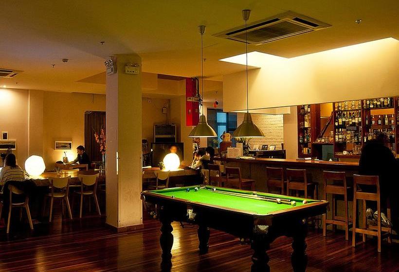 Shanghai Rock & Wood International Youth Hostel