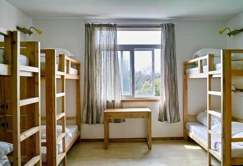 Shanghai Rock & Wood International Youth Hostel