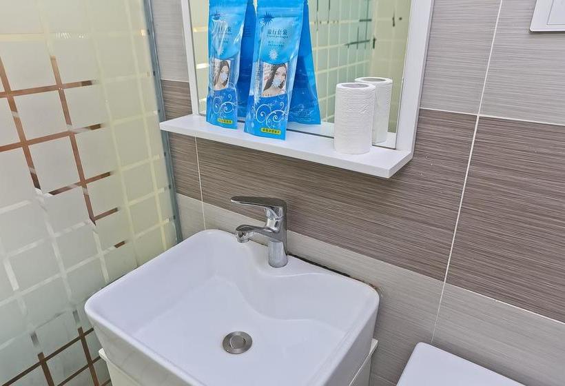 Tianjin Three Brothers Youth Hostel