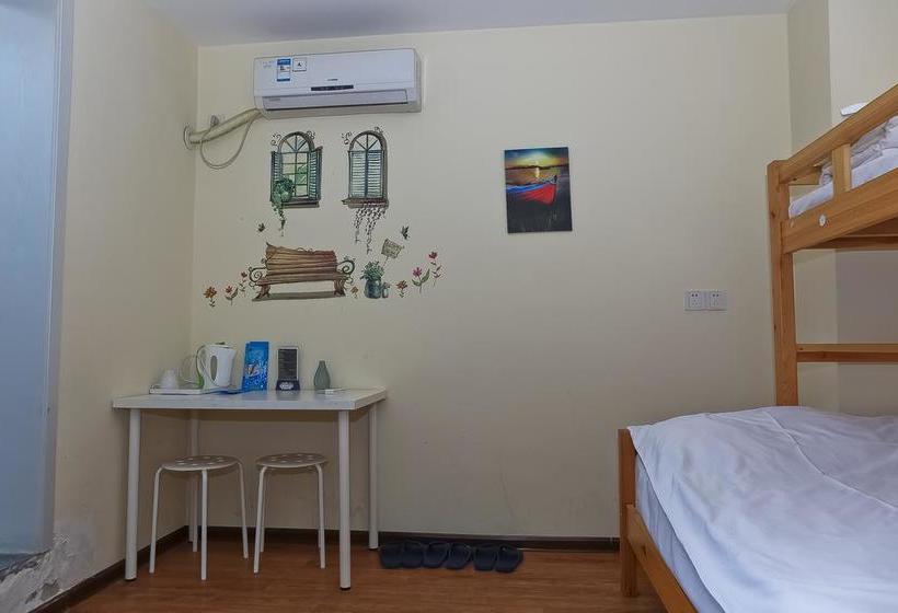 Tianjin Three Brothers Youth Hostel