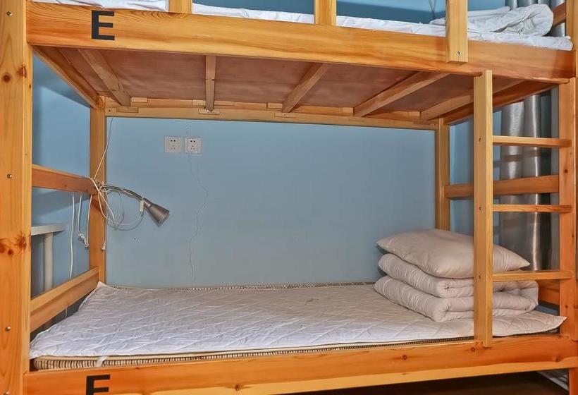 Tianjin Three Brothers Youth Hostel