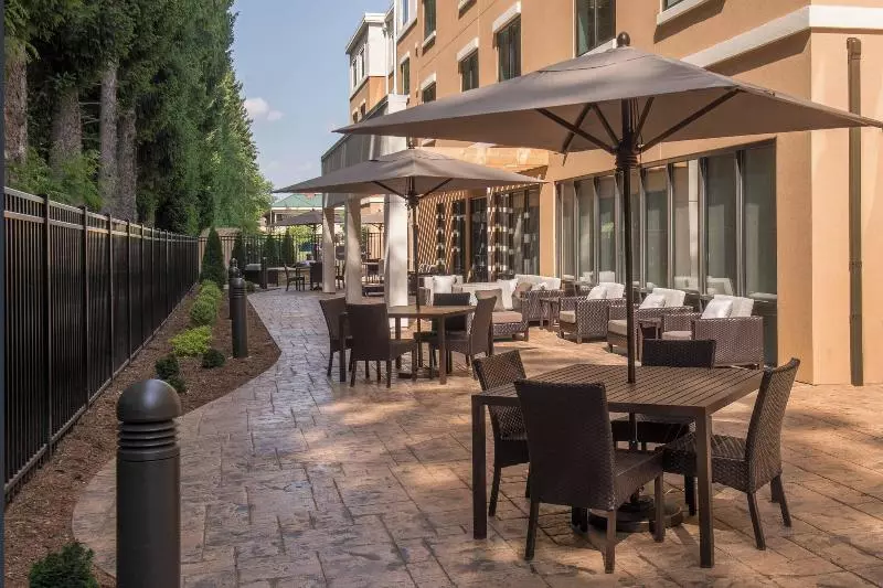 ホテル Courtyard By Marriott Hershey Chocolate Avenue