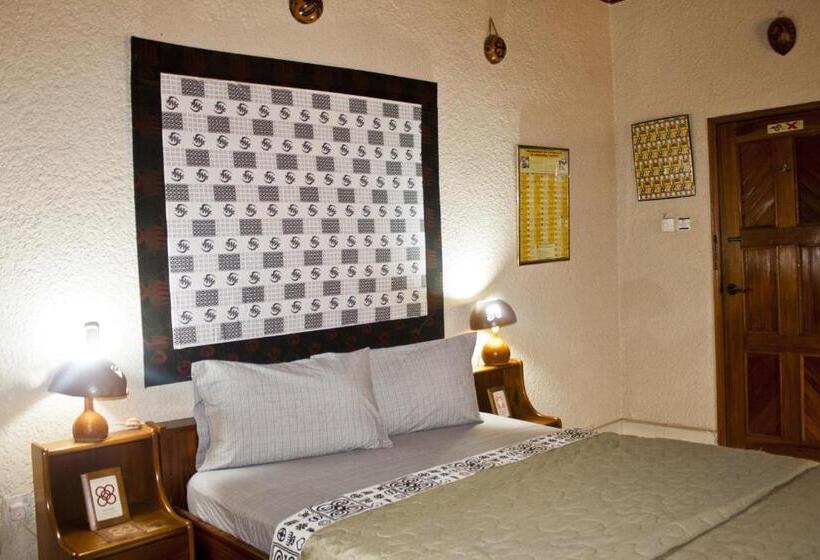 בית מלון כפרי Four Villages Inn