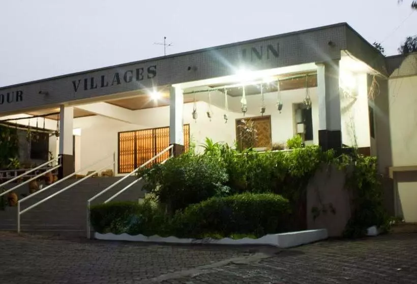 هتل Four Villages Inn