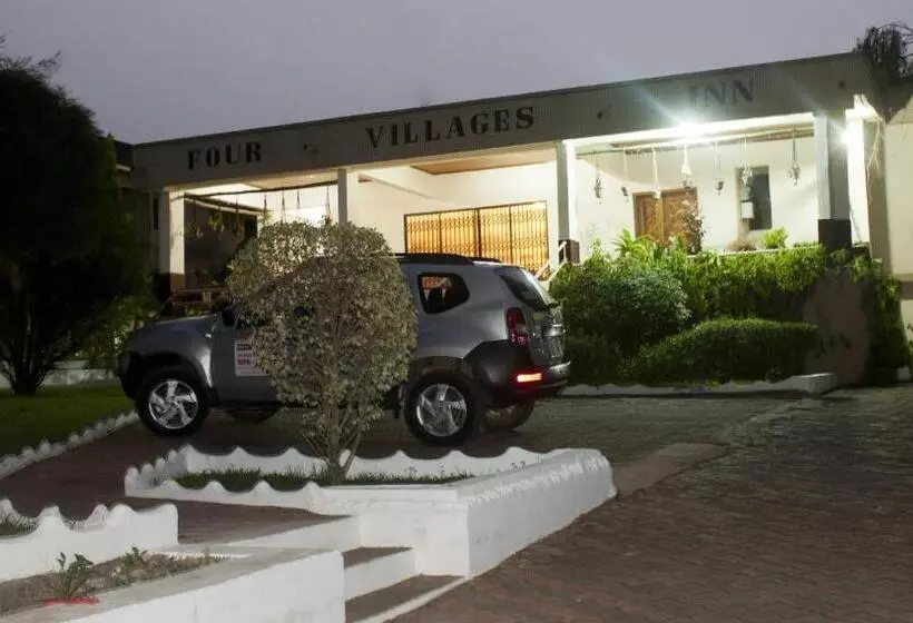 هتل Four Villages Inn