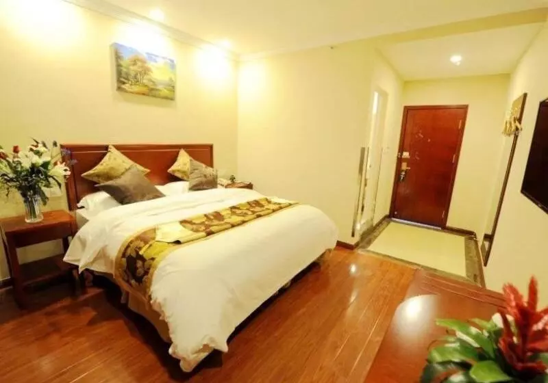 Hotelli Greentree Inn Shandong Yantai Development Zone International Airport Shell