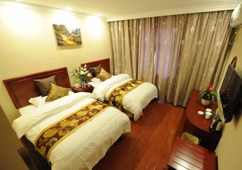 Hotelli Greentree Inn Shandong Yantai Development Zone International Airport Shell