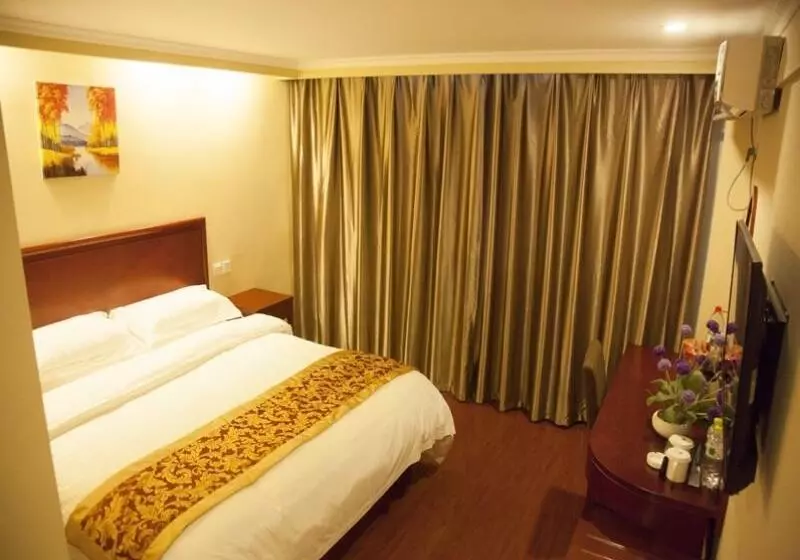 Hotelli Greentree Inn Shandong Zoucheng Railway Station Huochang Road Business