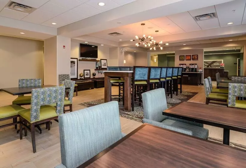 Hotelli Hampton Inn Brighton