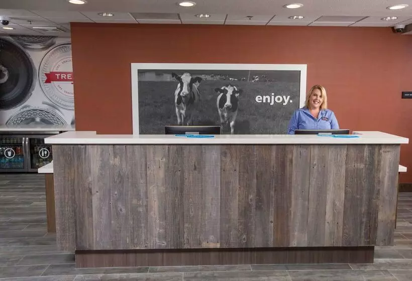 Hotelli Hampton Inn & Suites Buellton/santa Ynez Valley