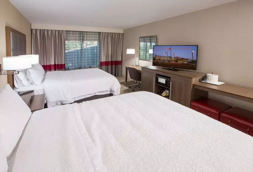 Hotelli Hampton Inn & Suites Buellton/santa Ynez Valley