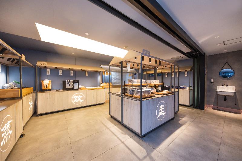 Hotel Hanting Shanghai Xujiahui Caobao Road Metro Station